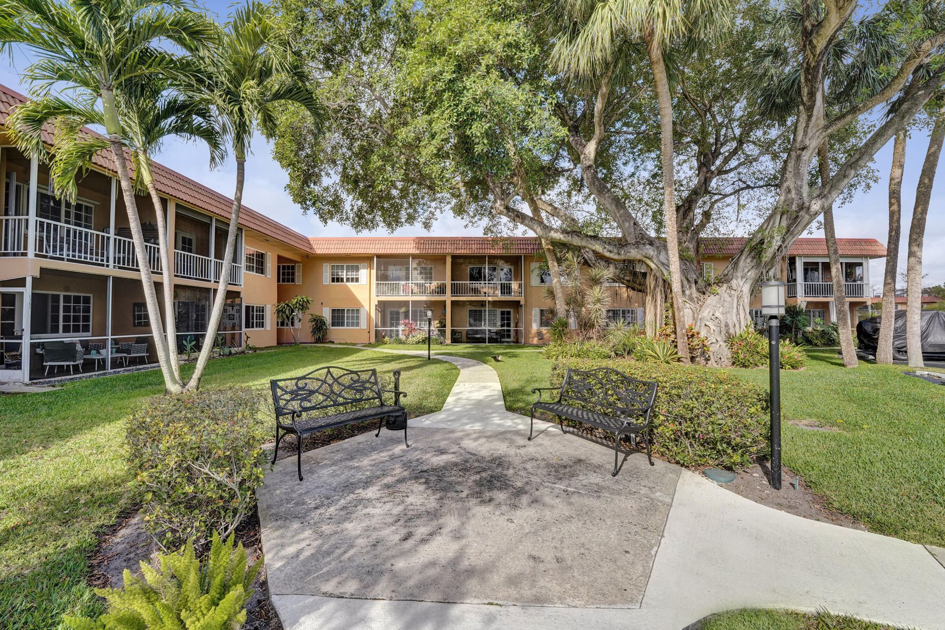 1930 NE 2nd Avenue, Unit 216L, Wilton Manors, FL 33305 Photo