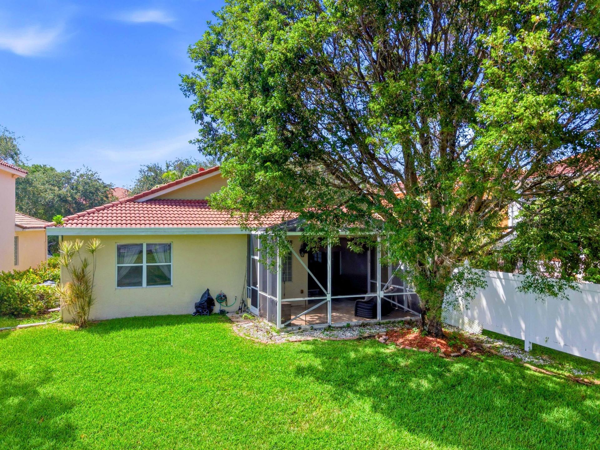 6906 Aliso Avenue, West Palm Beach, FL 33413 Photo