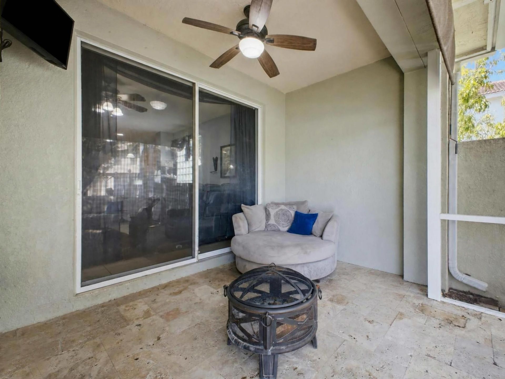6906 Aliso Avenue, West Palm Beach, FL 33413 Photo