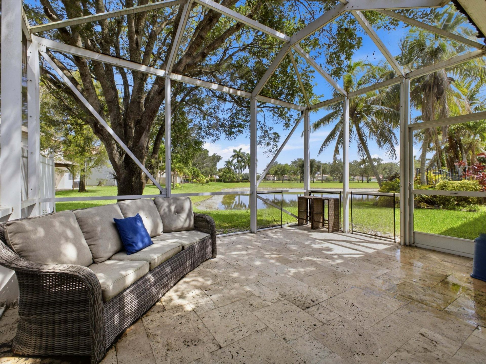 6906 Aliso Avenue, West Palm Beach, FL 33413 Photo