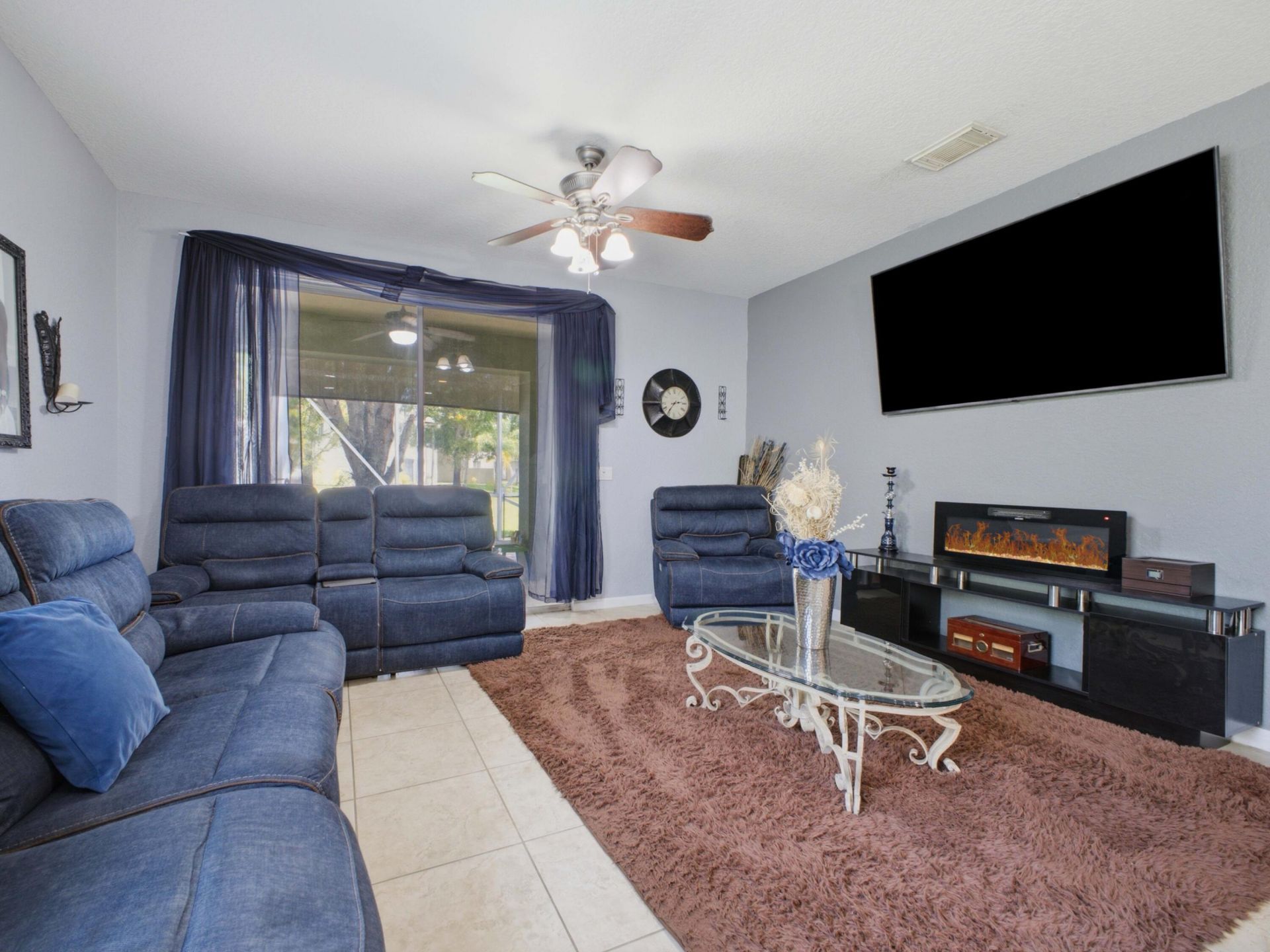 6906 Aliso Avenue, West Palm Beach, FL 33413 Photo