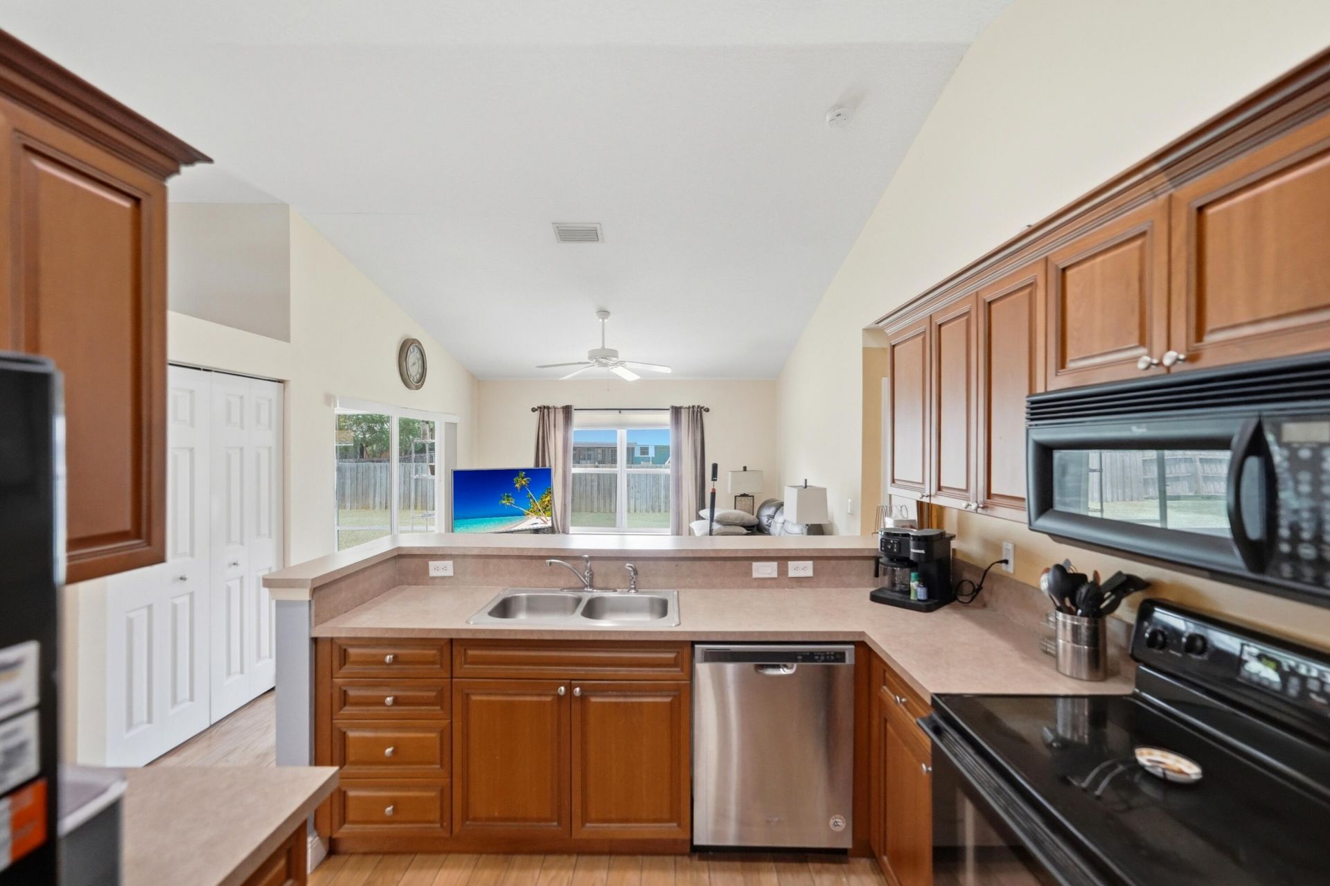 937 SW South Globe Avenue, Port Saint Lucie, FL 34953 Photo