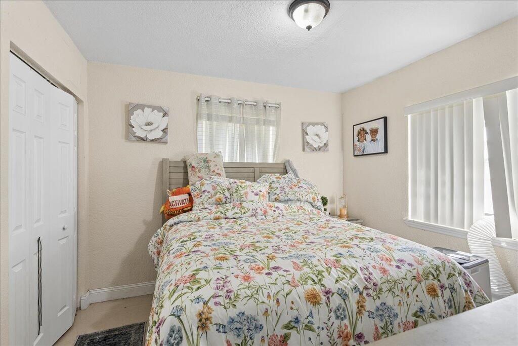 1313 NW 13th Court, Fort Lauderdale, FL 33311 Photo