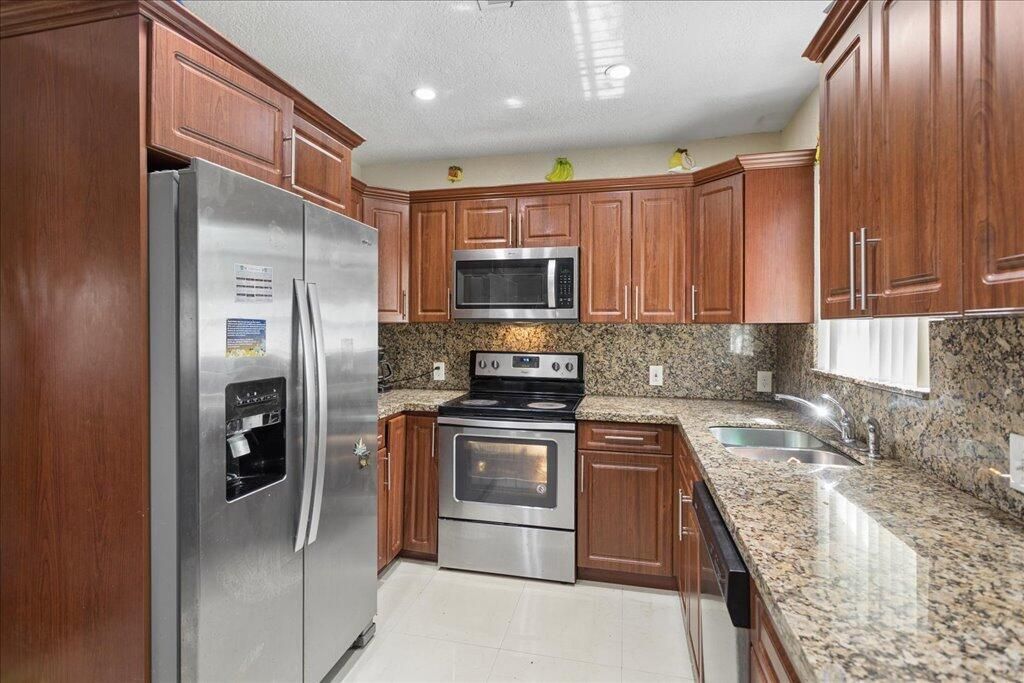 1313 NW 13th Court, Fort Lauderdale, FL 33311 Photo