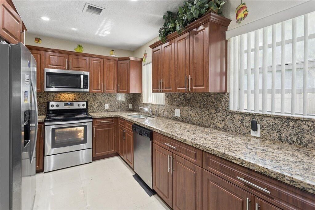 1313 NW 13th Court, Fort Lauderdale, FL 33311 Photo