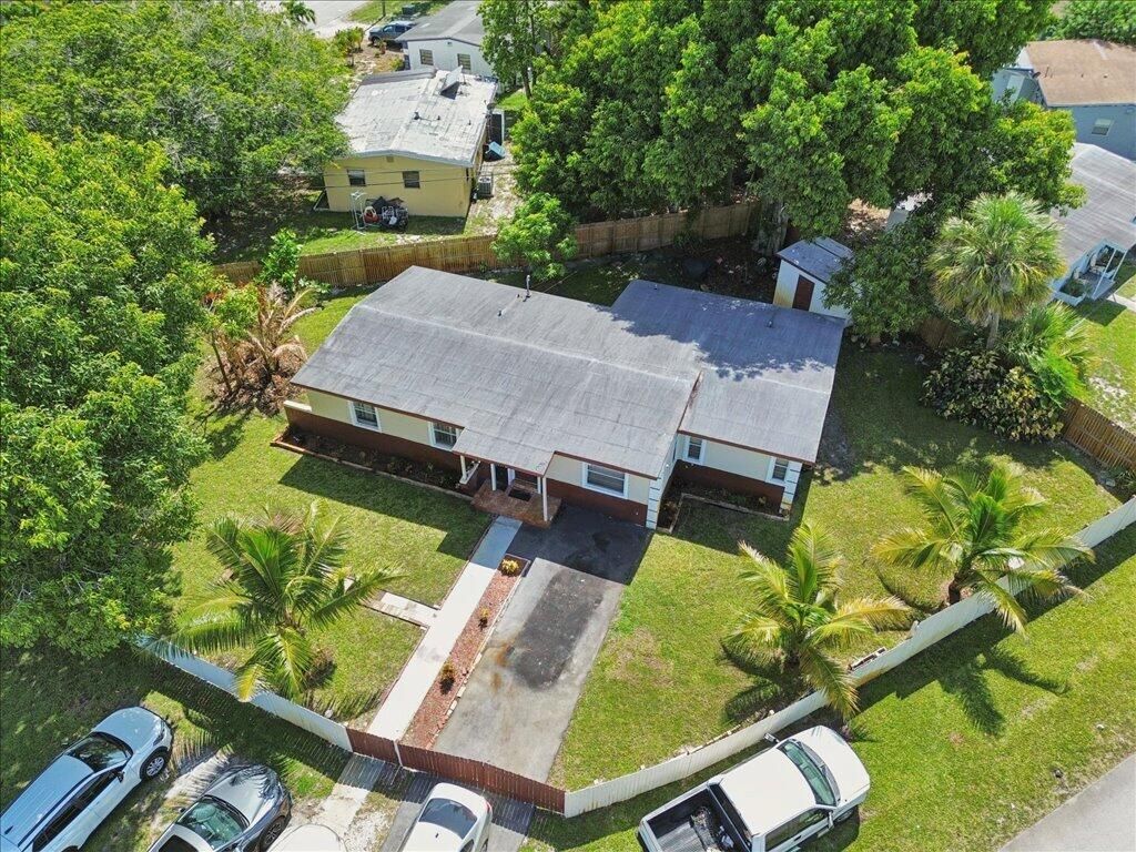 1313 NW 13th Court, Fort Lauderdale, FL 33311 Photo