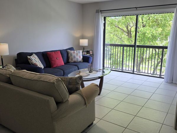 4965 E SABAL PALM Boulevard, Unit 403, Tamarac, FL 33319