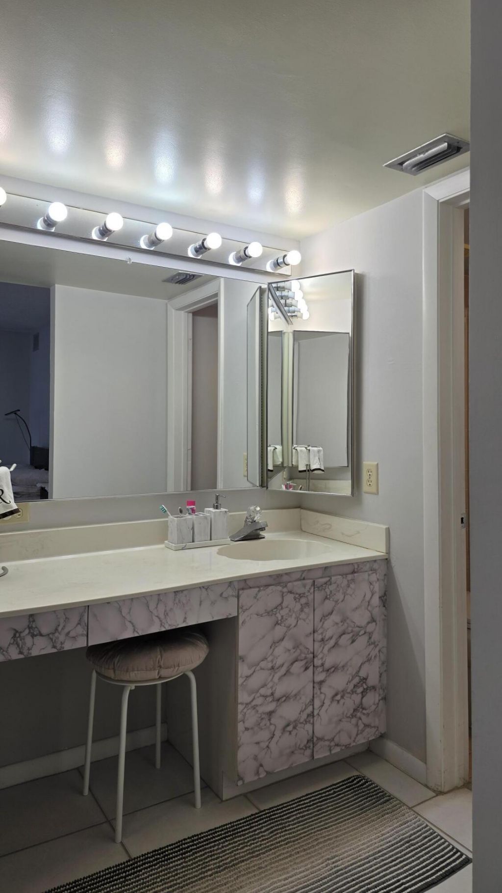 4965 E Sabal Palm Boulevard, Unit 403, Tamarac, FL 33319 Photo