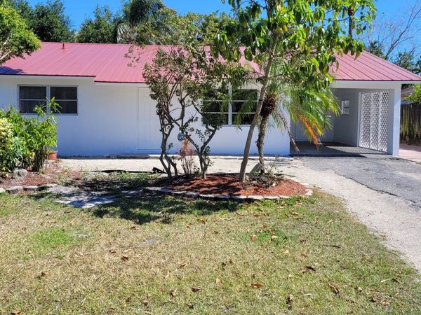 217 REO Drive, Jupiter, FL 33458