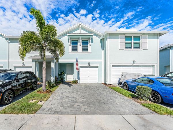 329 SE Halifax Lane, Stuart, FL 34994