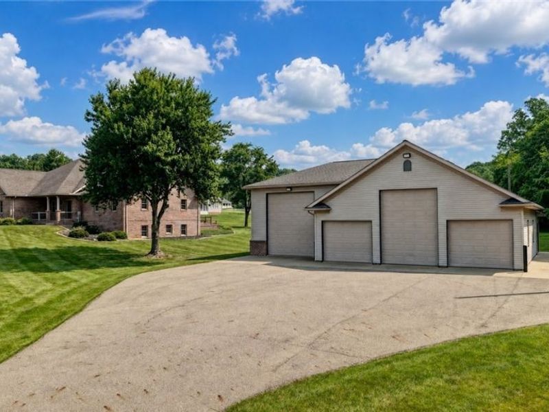 5256 Township Road 356, Millersburg, OH 44654 Photo 2