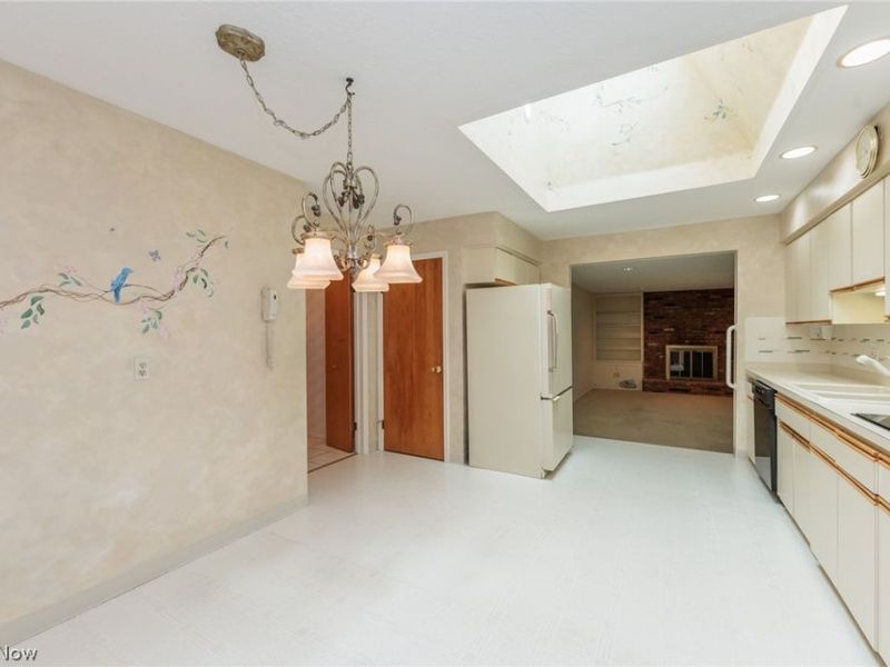 616 Sturbridge Drive, Highland Heights, OH 44143 Photo 13