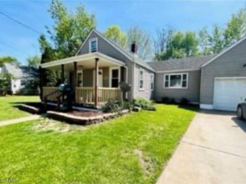 2322 21st Street NE, Canton, OH 44705 Photo 3