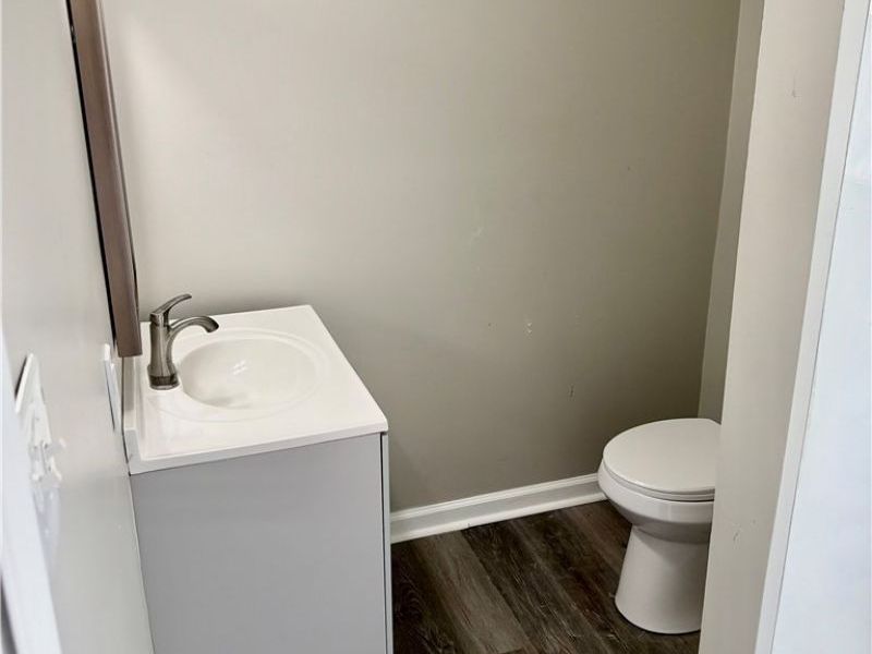 2322 21st Street NE, Canton, OH 44705 Photo 8