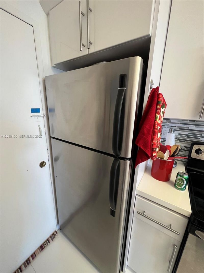 100 Lincoln Rd , Unit 909, Miami Beach, FL 33139 Photo