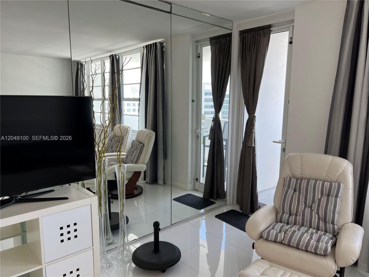 100 Lincoln Rd , Unit 909, Miami Beach, FL 33139 Photo