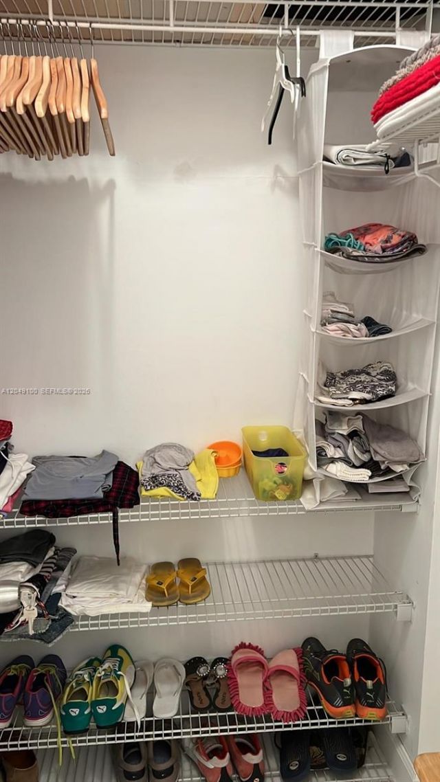 100 Lincoln Rd , Unit 909, Miami Beach, FL 33139 Photo
