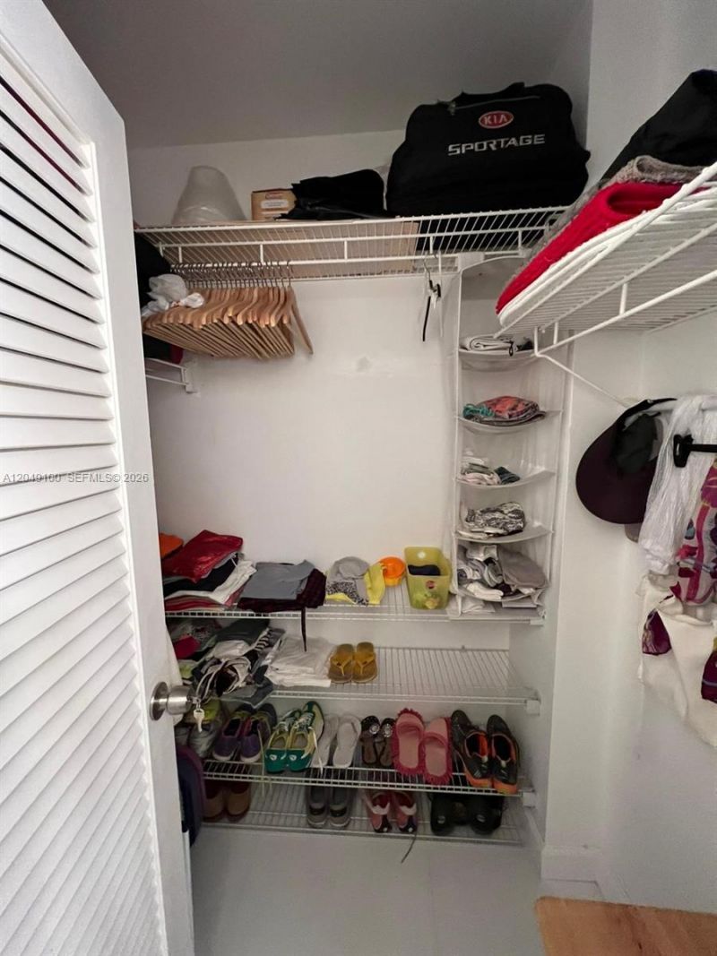 100 Lincoln Rd , Unit 909, Miami Beach, FL 33139 Photo