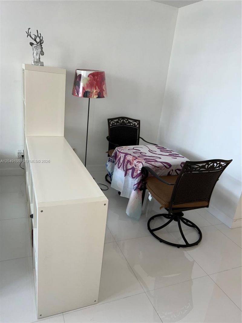 100 Lincoln Rd , Unit 909, Miami Beach, FL 33139 Photo