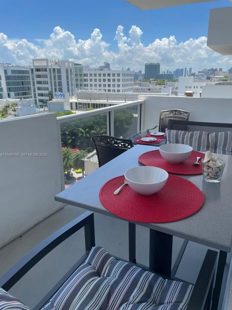 100 Lincoln Rd , Unit 909, Miami Beach, FL 33139 Photo