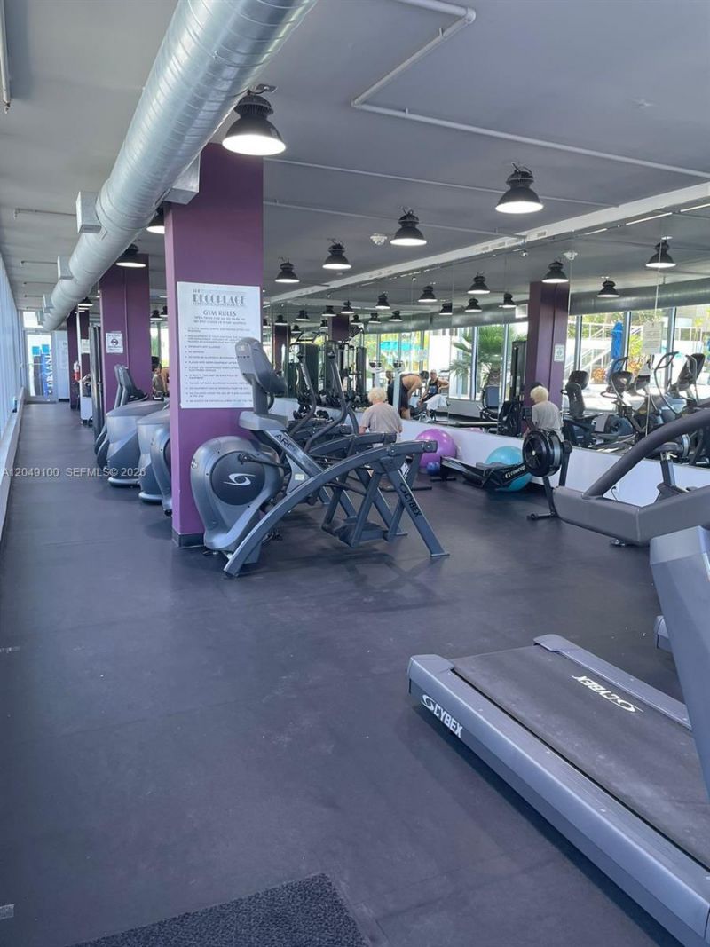 100 Lincoln Rd , Unit 909, Miami Beach, FL 33139 Photo