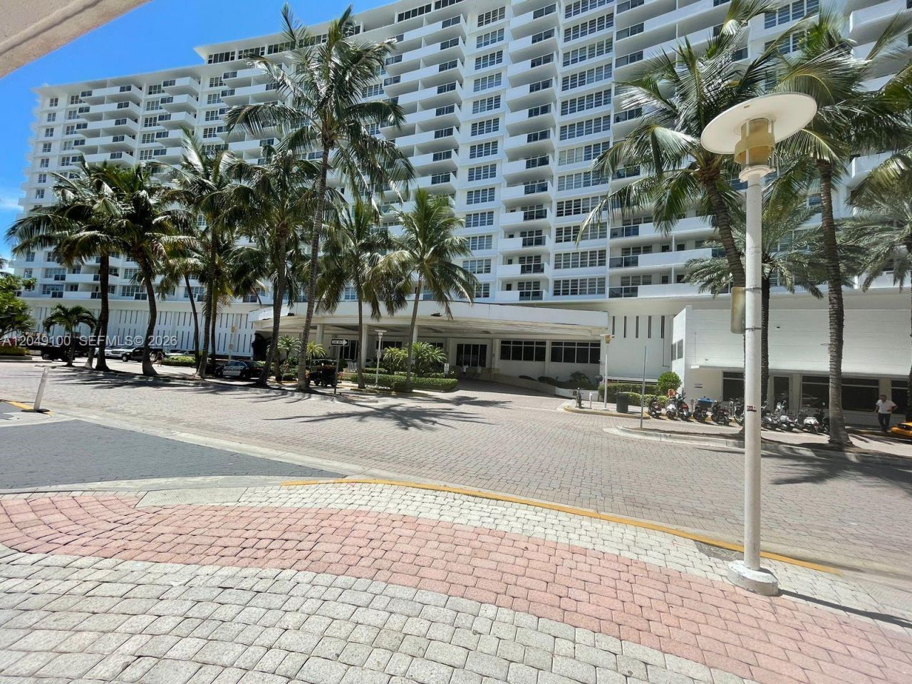 100 Lincoln Rd , Unit 909, Miami Beach, FL 33139 Photo