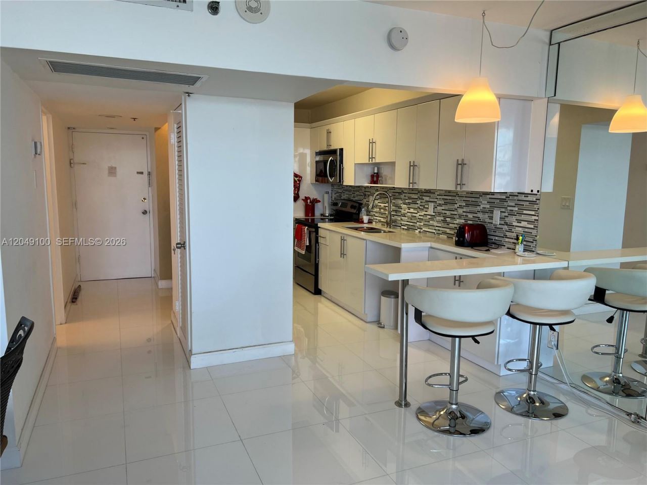 100 Lincoln Rd , Unit 909, Miami Beach, FL 33139 Photo