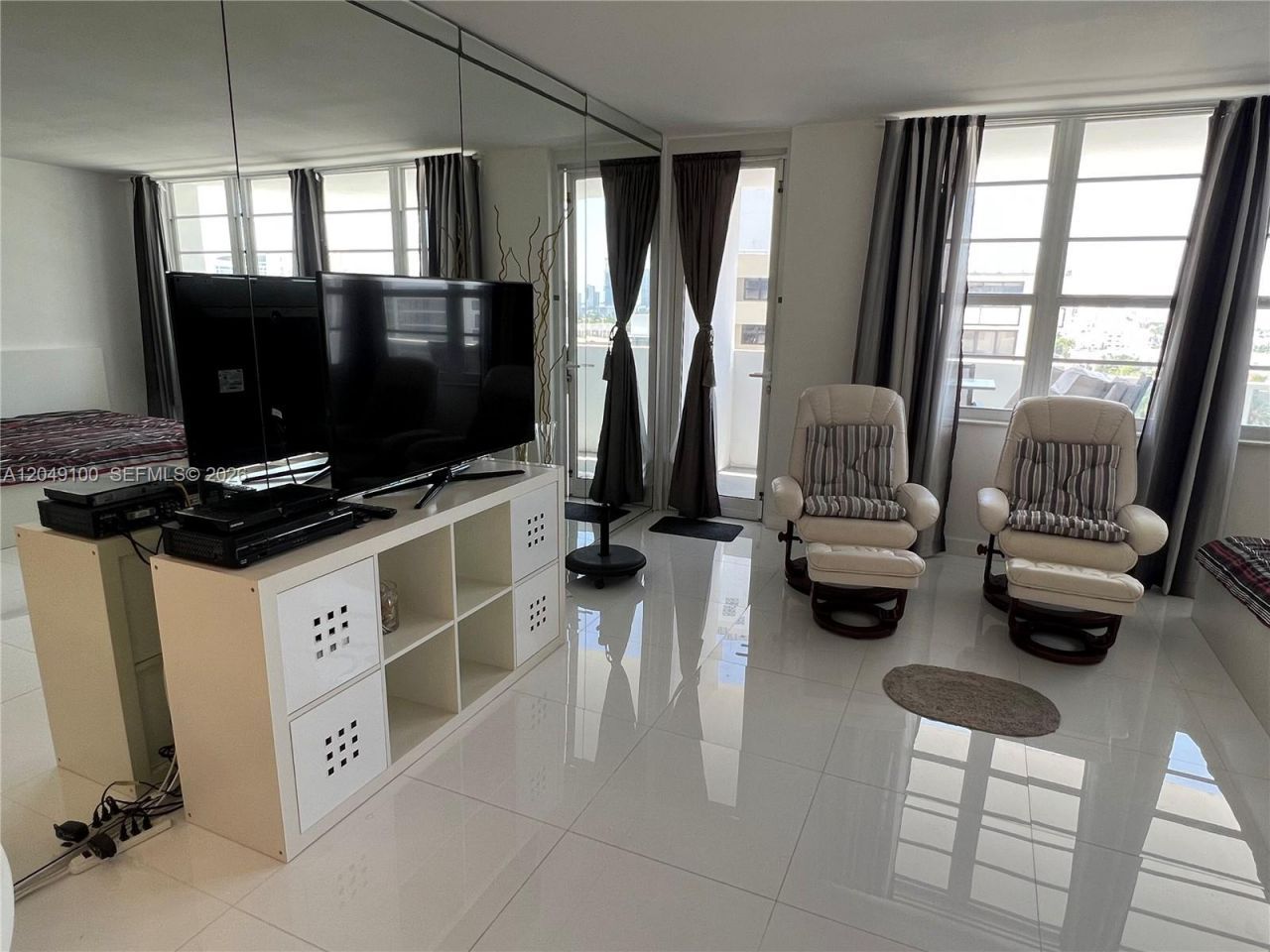 100 Lincoln Rd , Unit 909, Miami Beach, FL 33139 Photo