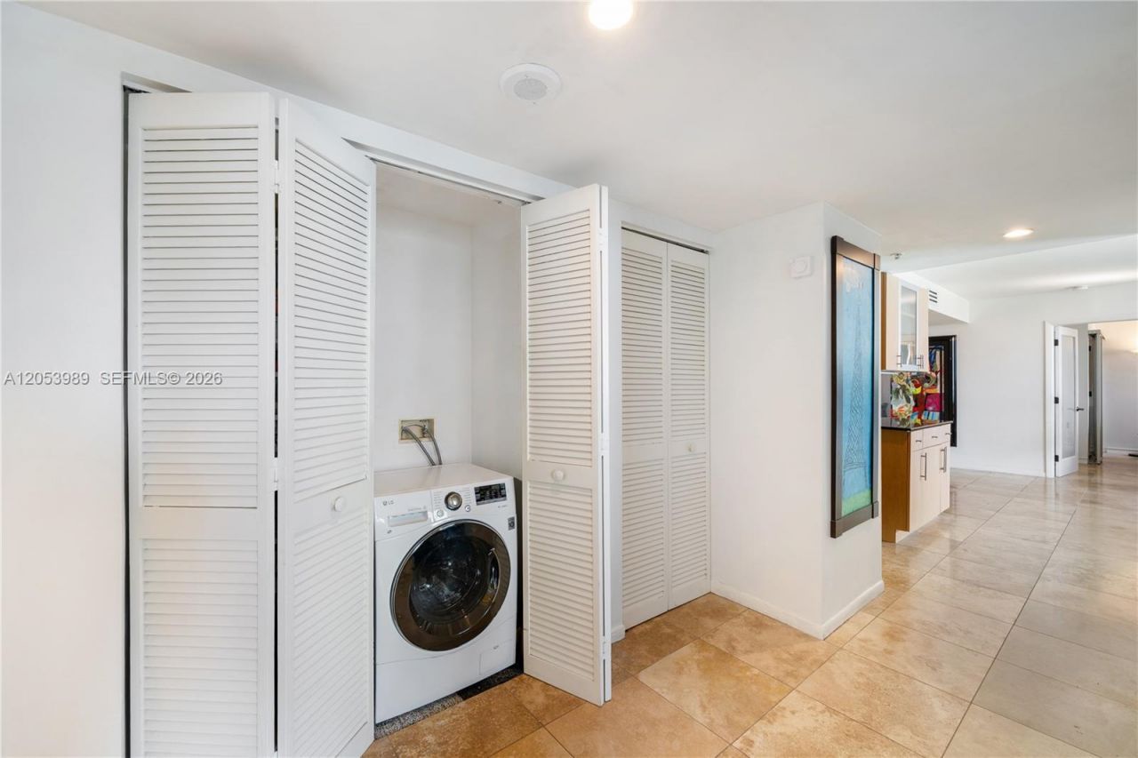 650 West Ave , Unit 1208, Miami Beach, FL 33139 Photo