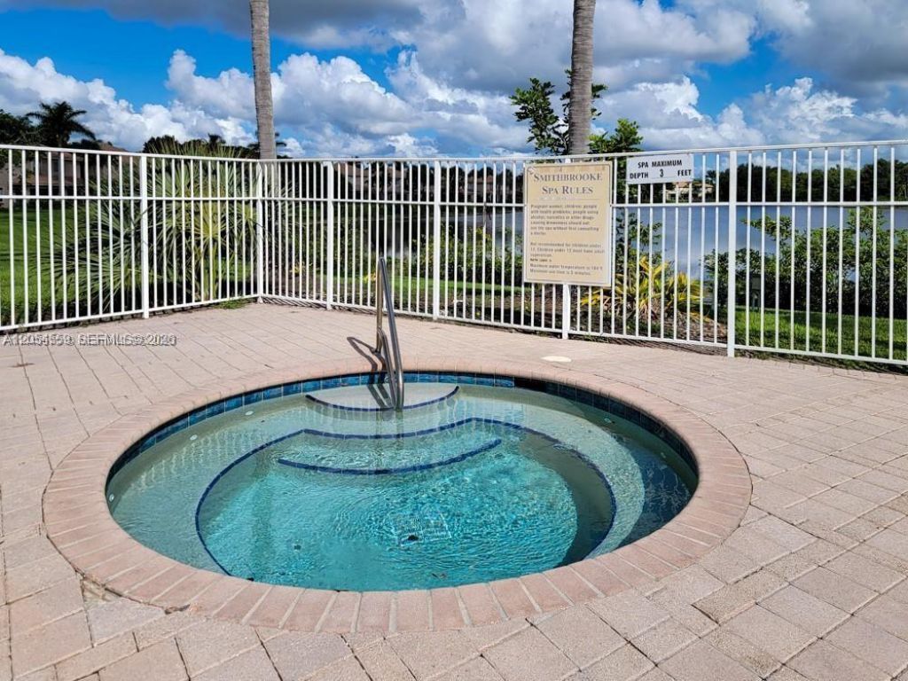 7337 Smithbrooke Dr, Lake Worth, FL 33467 Photo