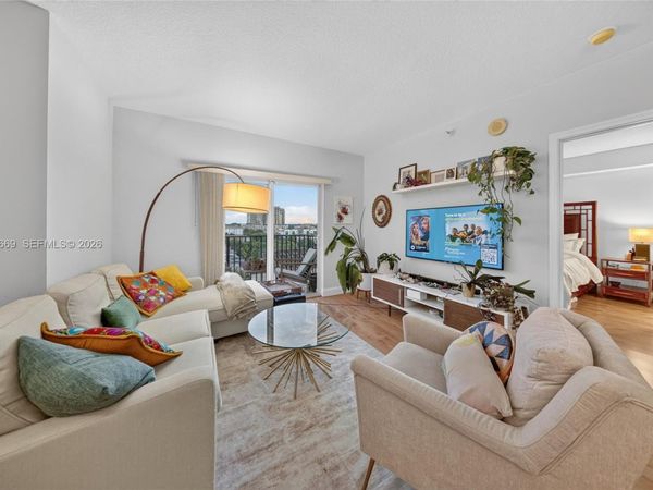 1627 SW 37th Ave , Unit 401, Miami, FL 33145