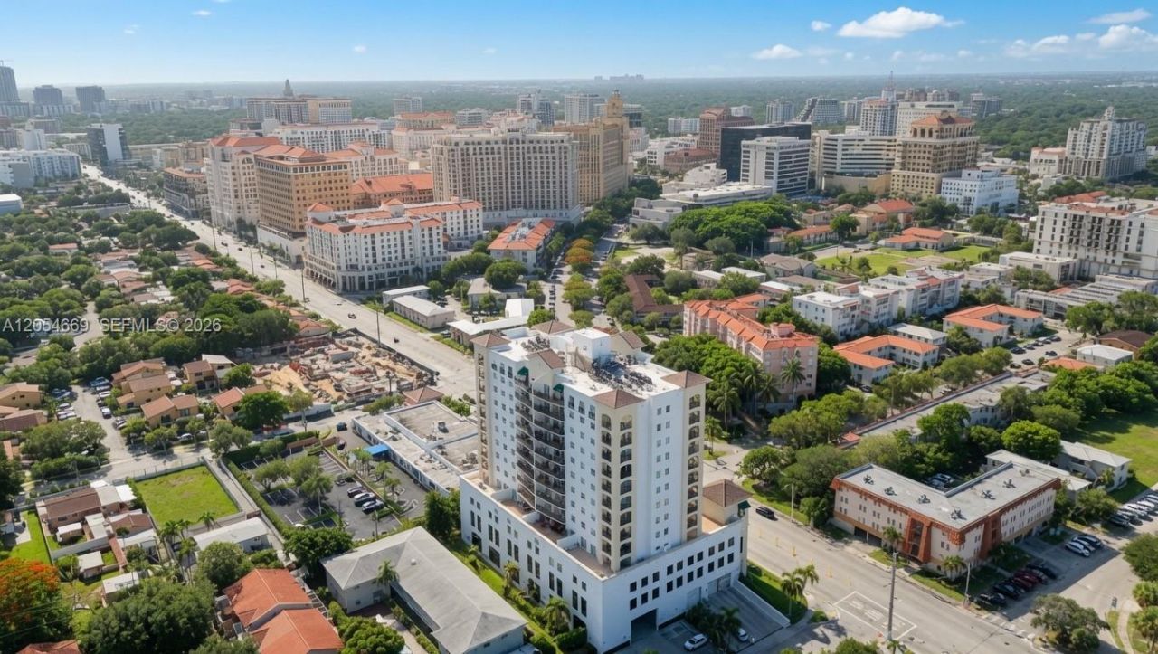 1627 SW 37th Ave , Unit 401, Miami, FL 33145 Photo