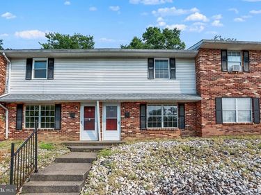 153 ASHFORD DRIVE, ENOLA, PA 17025