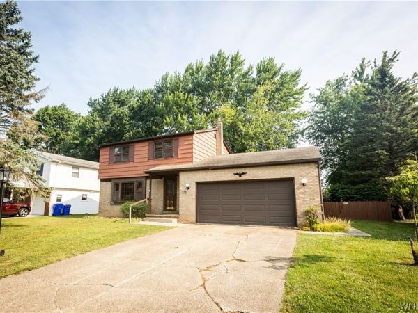 176 Rosewood Drive , Buffalo, NY 14224