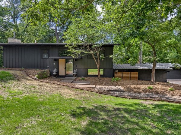 1790 Timber Ridge Drive, Cedar Rapids, IA 52403
