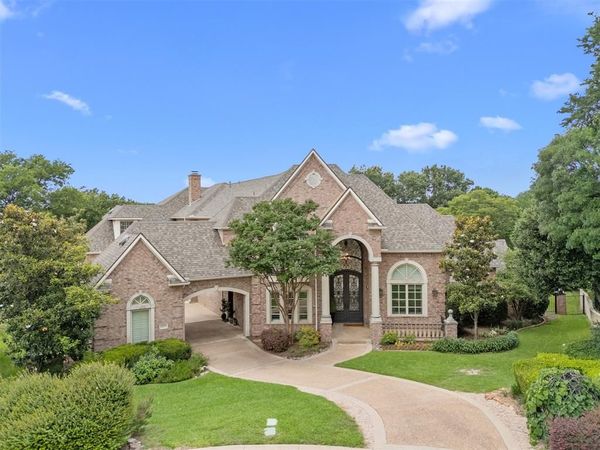 6605 Wood Hollow Court , Plano, TX 75024