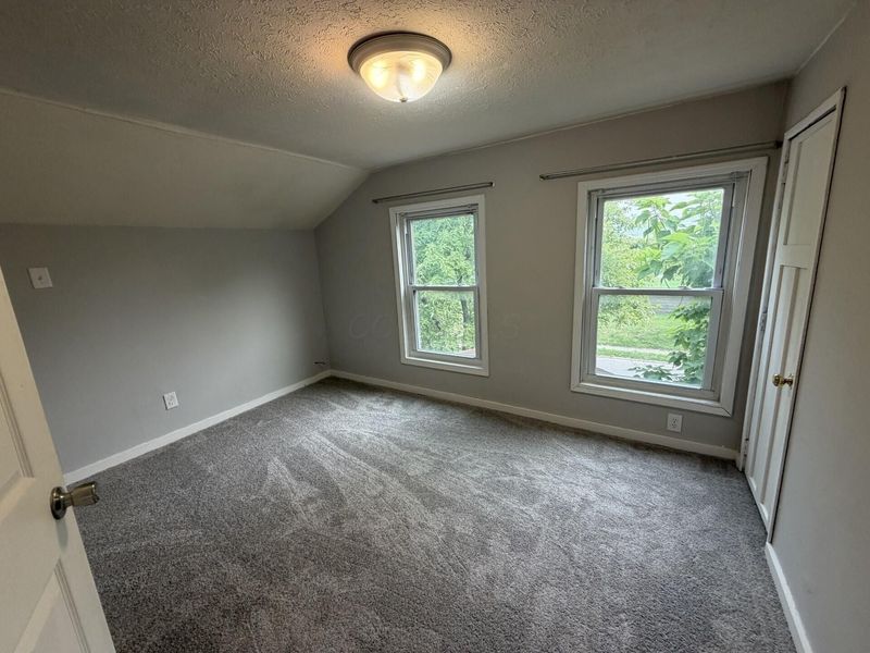 997 Leona Avenue, Columbus, OH 43201 Photo 10