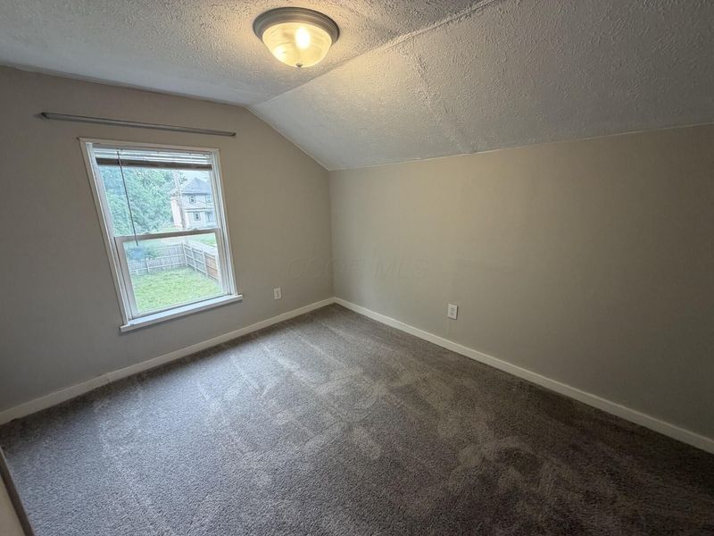 997 Leona Avenue, Columbus, OH 43201 Photo 13