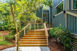 251 Sea Marsh Drive photo 4