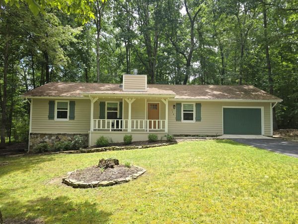 113 Anglewood Drive, Crossville, TN 38558
