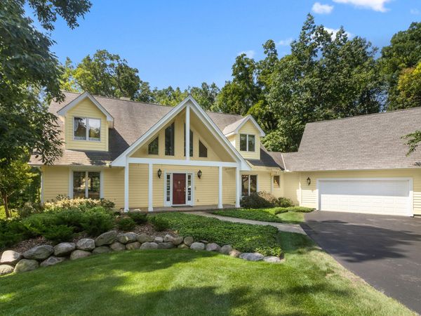 1236 Walker Cup Way, Unit 4-14, Geneva, WI 53147