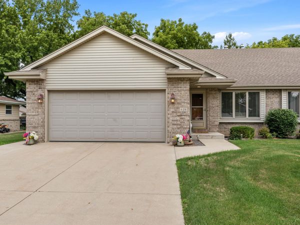 626 W Prospect St, Hartford, WI 53027