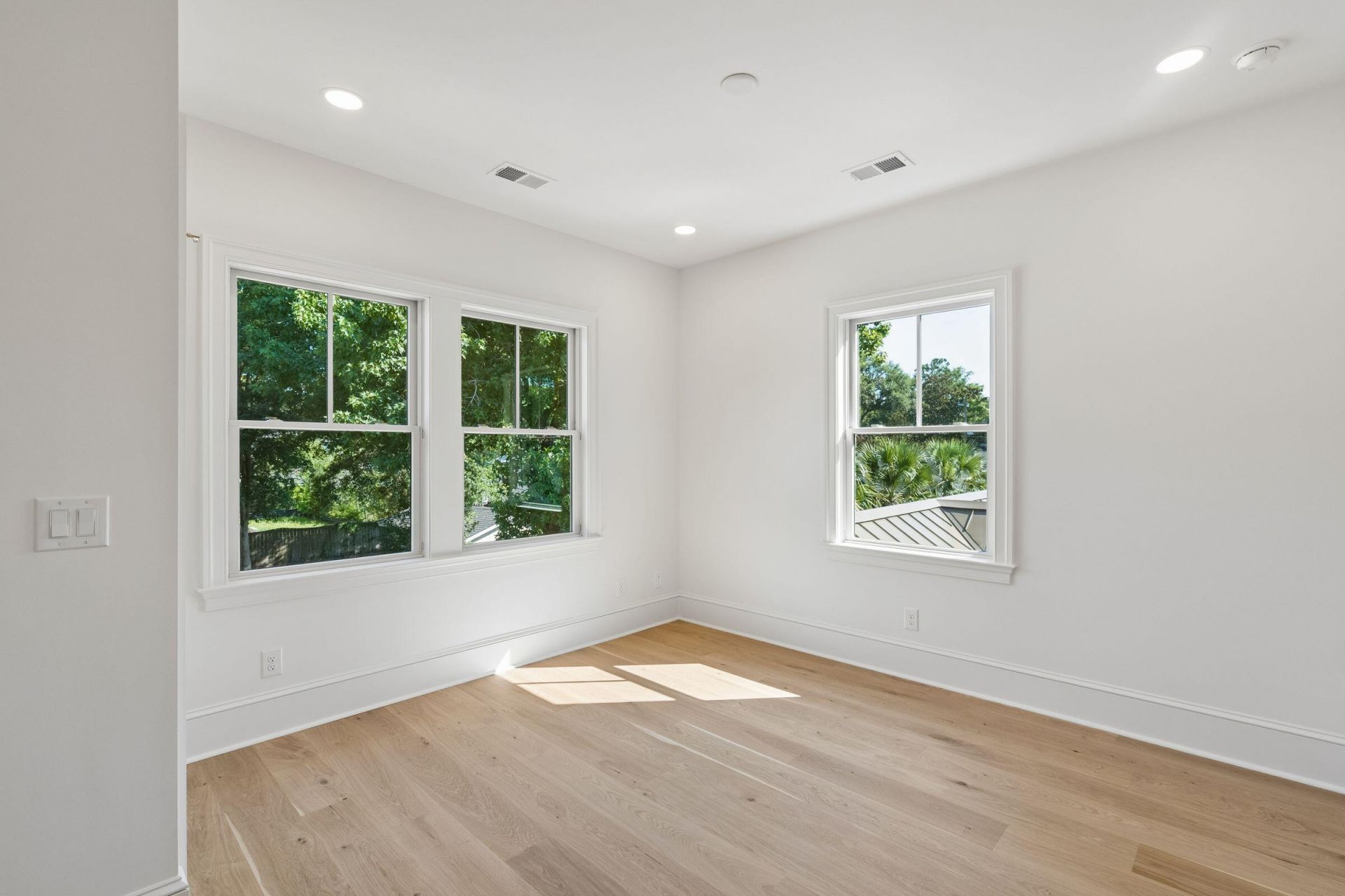 904 Randall Drive Photo 35