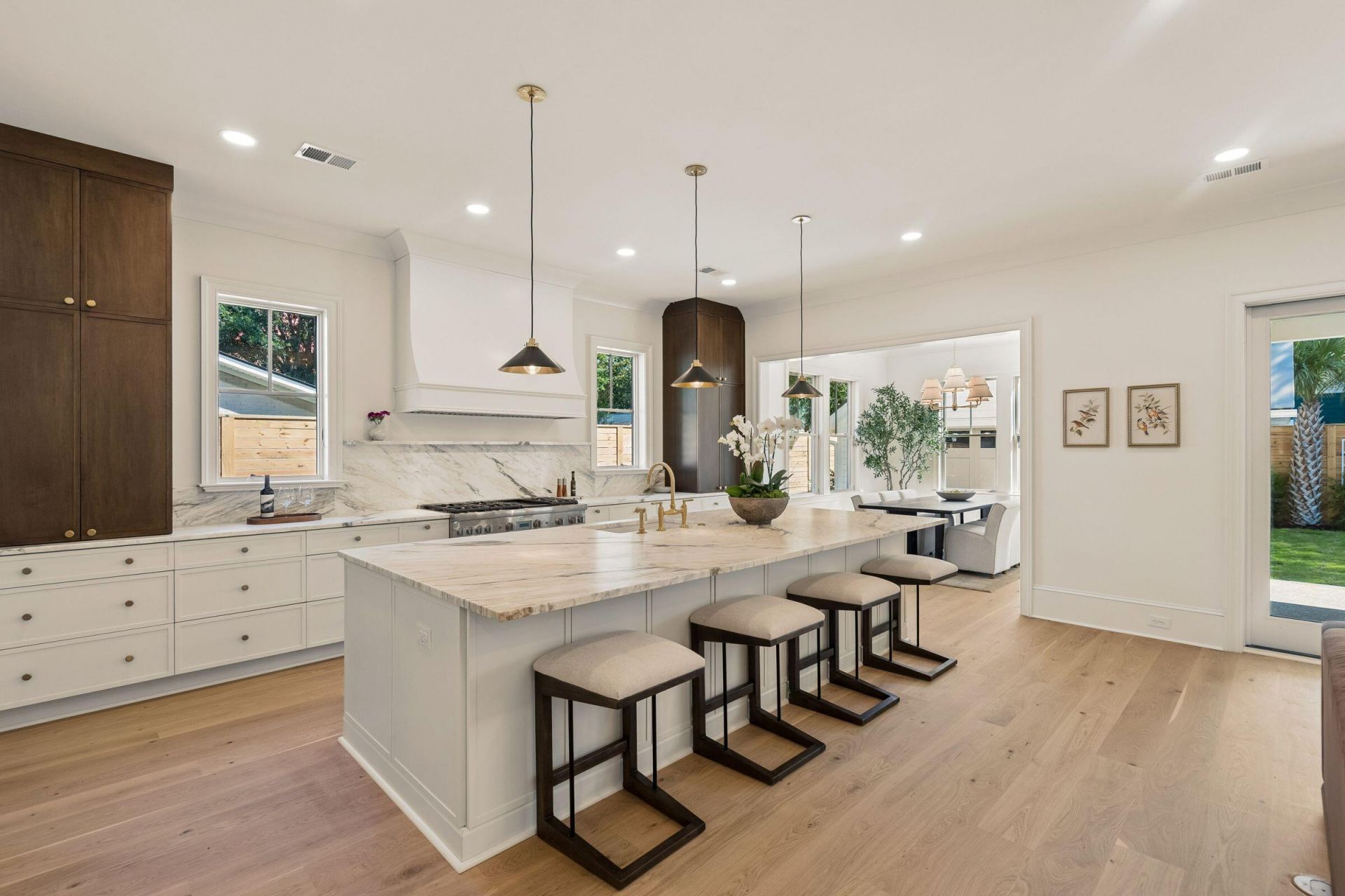 904 Randall Drive Photo 6