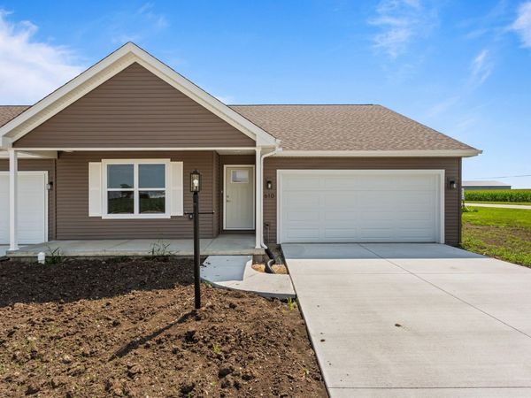 610 Patterson Drive, Unit 3, Fisher, IL 61843