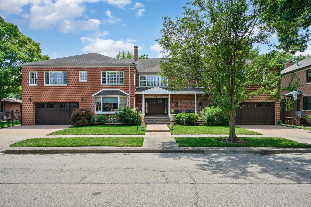 2851 W Rascher Avenue , Chicago, IL 60625 Main Photo
