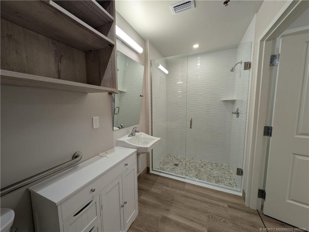 41 SW Seminole Street, Unit 102, Stuart, FL 34994 Photo