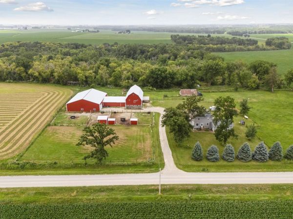 2682 110th Street, Fredericksburg, IA 50630