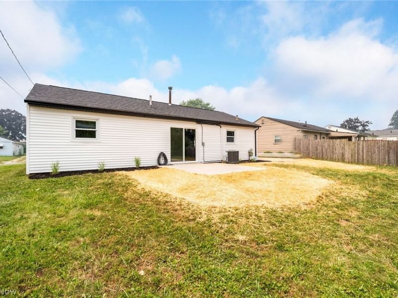 2402 NE Morris Avenue, Canton, OH 44705 Photo 31