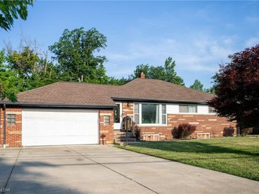 174 Richmond Road , Richmond Heights, OH 44143
